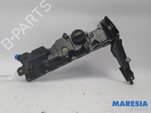 Used Valve cover PEUGEOT 308 SW II (LC_, LJ_, LR_, LX_, L4_) 1.6 BlueHDi 120 (120 hp) 31466970