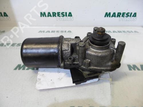 Used Front wiper motor RENAULT LAGUNA II Grandtour (KG0/1_) 1.9 dCi (KG0G) (120 hp) 31409686