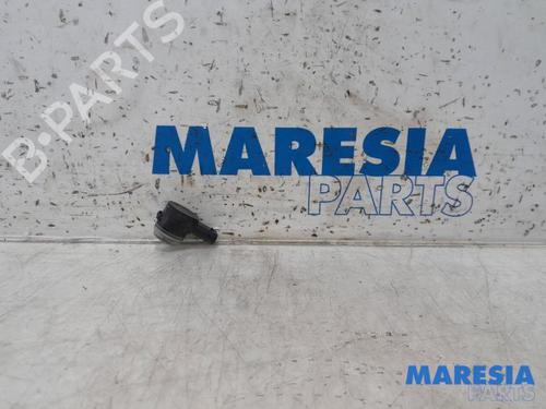 electronic-sensor-citroen-c4-cactus-2014-31477235 main image