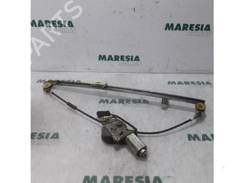 Used Front right window mechanism PEUGEOT BOXER Van (244) 2.8 HDi (128 hp) 31427810