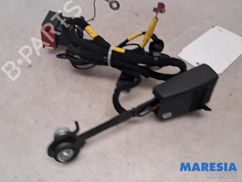 Used Seat buckle ALFA ROMEO GIULIETTA (940_) 1.4 TB (940FXB1A, 940FXB11) (170 hp) 31508016