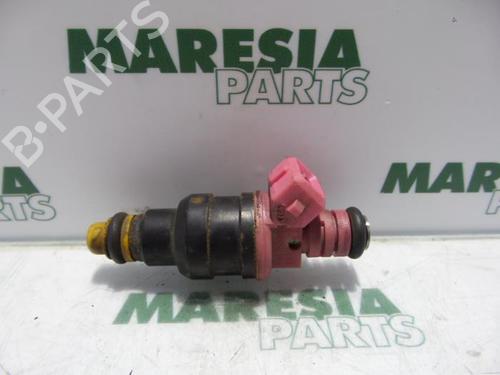 Used Injector RENAULT TWINGO I (C06_) 1.2 (C066, C068) (58 hp) 31519895
