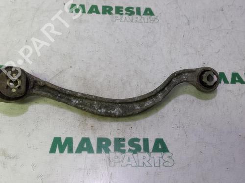 Venstre bagtil bærearm PEUGEOT 407 SW (6E_, 6D_) 2.0 (136 hp) 31384354