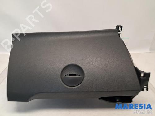 Used Glove box RENAULT KANGOO / GRAND KANGOO II (KW0/1_) 1.6 16V (KW03, KW09, KW0D, KW0U, KW0W, KW13) (106 hp) 31512944