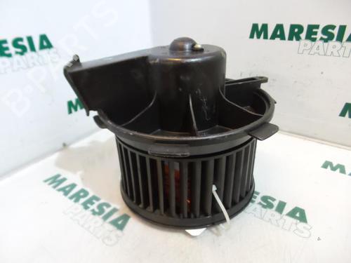Used Heater blower motor PEUGEOT 206 Hatchback (2A/C) 1.4 i (75 hp) 31421796