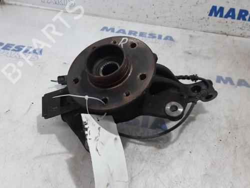 Used Right front steering knuckle RENAULT SCÉNIC III (JZ0/1_) 2.0 16V (JZ0G, JZ0P, JZ1E, JZ1P) (140 hp) 31464448