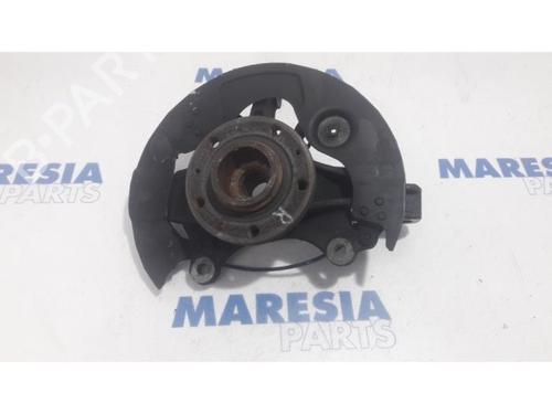 Used Right front steering knuckle Right front steering knuckle PEUGEOT 308 SW II (LC_, LJ_, LR_, LX_, L4_) 1.6 BlueHDi 120 (120 hp) 31393818 31393818