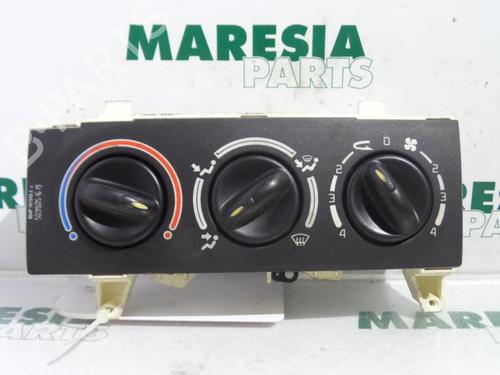 Used Climate control RENAULT MEGANE I Cabriolet (EA0/1_) 1.6 16V (EA04, EA0B, EA11, EA1J) (107 hp) 31395252