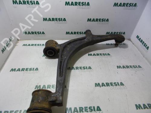 Used Left front suspension arm RENAULT MASTER II Bus (JD) 2.2 dCI 90 (JD0G, JD0N, JD1N) (90 hp) 31399197