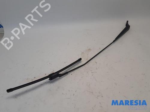 front-windshield-wiper-arm-peugeot-partner-tepee-2008-31537058 main image