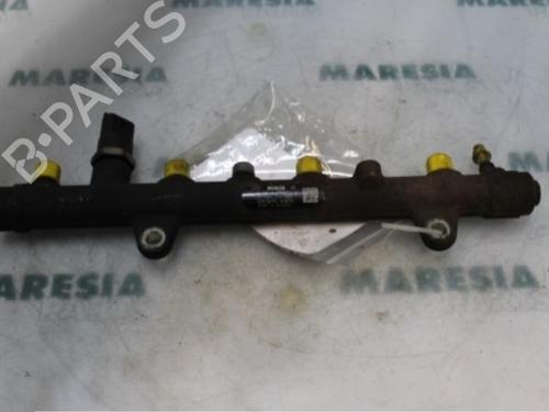 Used Injection rail RENAULT TRAFIC II Van (FL) 1.9 dCi 100 (FL0C, FL0K, FL0B) (101 hp) 31411554