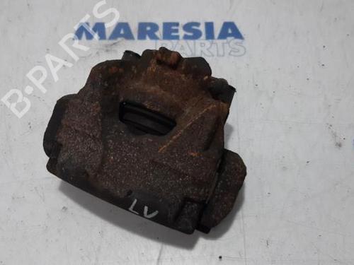 Used Left front brake caliper RENAULT MEGANE III Grandtour (KZ0/1) 1.5 dCi (KZ09, KZ0D, KZ1G, KZ29, KZ14, KZ1W, KZ10, KZ1F,... (110 hp) 31467574