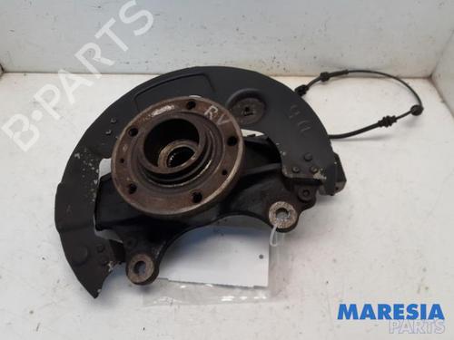 Used Right front steering knuckle Right front steering knuckle PEUGEOT 308 II (LB_, LP_, LW_, LH_, L3_) 1.6 BlueHDi 120 (120 hp) 31525871 31525871