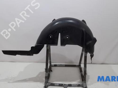 wheel-arch-renault-megane-iii-grandtour-kz01-2008-2009-2010-2011-2012-2013-2014-2015-2016-31399390 main image