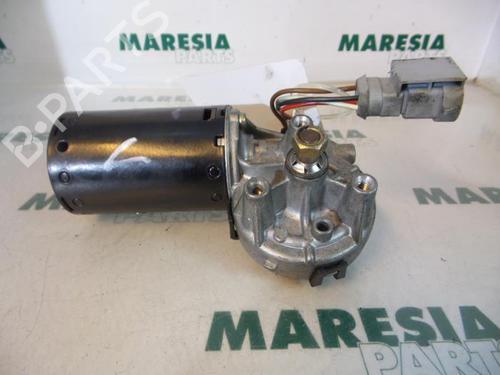 Used Front wiper motor RENAULT SCÉNIC I MPV (JA0/1_, FA0_) 1.9 dCi (JA05, JA1F) (102 hp) 31468668