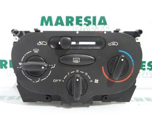 Used Climate control PEUGEOT 206 Hatchback (2A/C) 1.1 i (60 hp) 31511884