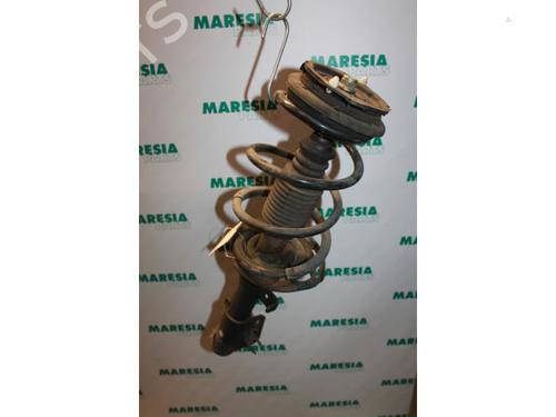 Used Left front shock absorber Left front shock absorber RENAULT LAGUNA II Grandtour (KG0/1_) 2.2 dCi (KG0F) (150 hp) 31451562 31451562