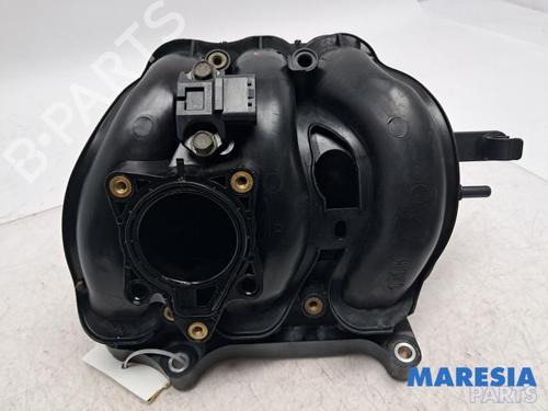 Used Injection rail Injection rail PEUGEOT 107 (PM_, PN_) 1.0 (68 hp) 35820676 35820676