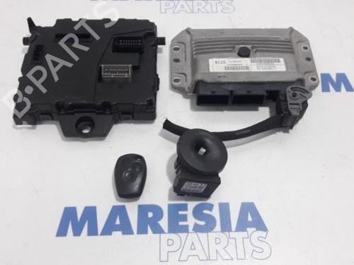 Used Engine control unit (ECU) RENAULT KANGOO / GRAND KANGOO II (KW0/1_) 1.6 16V (KW03, KW09, KW0D, KW0U, KW0W, KW13) (106 hp) 31456921