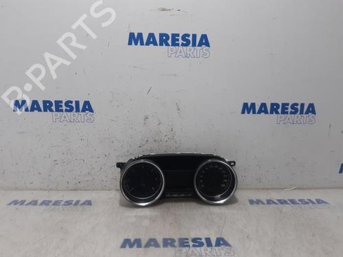 Used Instrument cluster PEUGEOT 508 I (8D_) 2.2 HDi (204 hp) 31524635