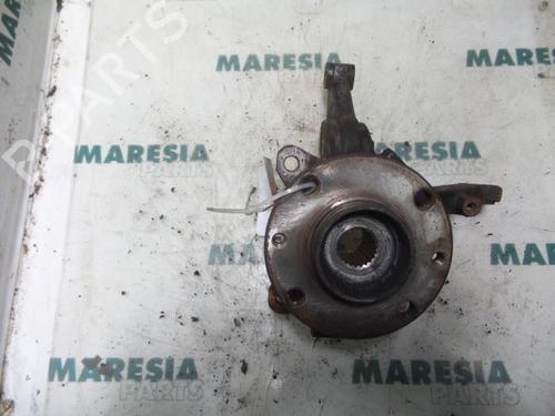 Used Left front steering knuckle FIAT PUNTO (188_) 1.2 60 (188.030, .050, .130, .150, .230, .250) (60 hp) 31516820