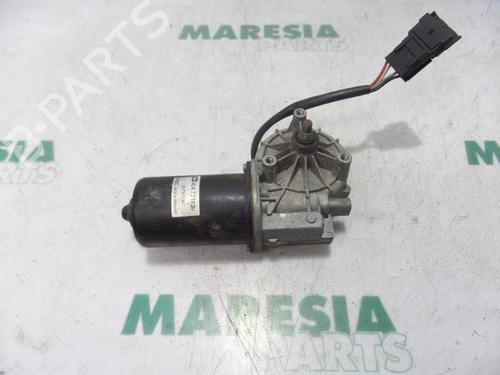 Used Front wiper motor CITROËN C8 (EA_, EB_) 2.0 (136 hp) 31532160