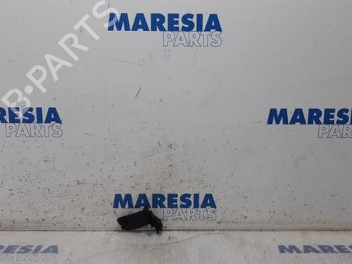 Used Mass air flow sensor CITROËN JUMPY III Van (V_) 1.6 BlueHDi 95 (95 hp) 31412131