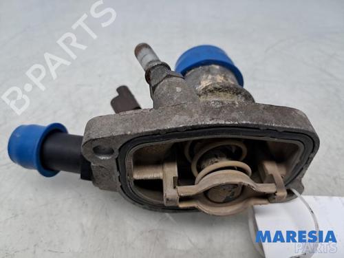 Used Thermostat housing Thermostat housing FIAT PUNTO (199_) 0.9 Twinair Turbo (86 hp) 31420935 31420935