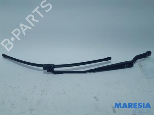 Vindspejlsviskerarm RENAULT ESPACE IV (JK0/1_) 2.0 (JK0A, JK1D, JK0N) (170 hp) 31399056