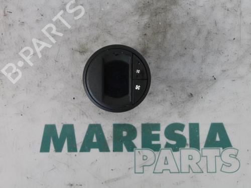 Used Climate control RENAULT ESPACE IV (JK0/1_) 3.0 dCi (JK0J, JK0V) (177 hp) 31441738