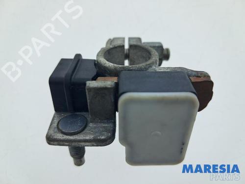 Electronic sensor RENAULT TWINGO III (BCM_, BCA_) 1.0 SCe 70 (BCMB) | BP38459404M84 - Image 3