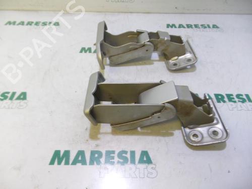 Used Hinge/Door check strap FIAT SCUDO Van (270_, 272_) 2.0 D Multijet (136 hp) 31466906