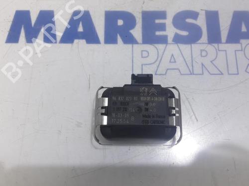 Used Electronic sensor CITROËN C5 III Break (RW_) 2.0 i 16V (RWRFJC, RWRFJF) (140 hp) 31449702