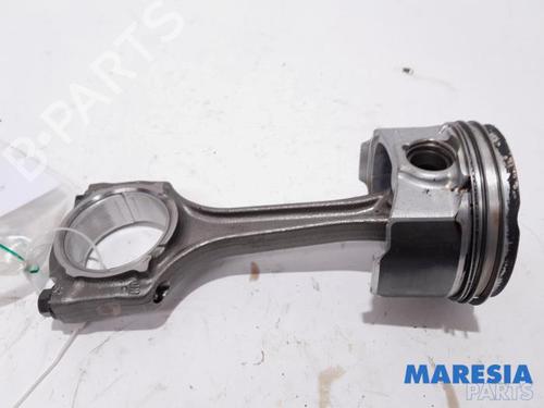 BP31389176O1 main image