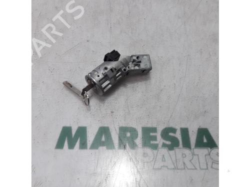 Used Ignition barrel CITROËN C3 Picasso (SH_) 1.6 HDi (90 hp) 31390775