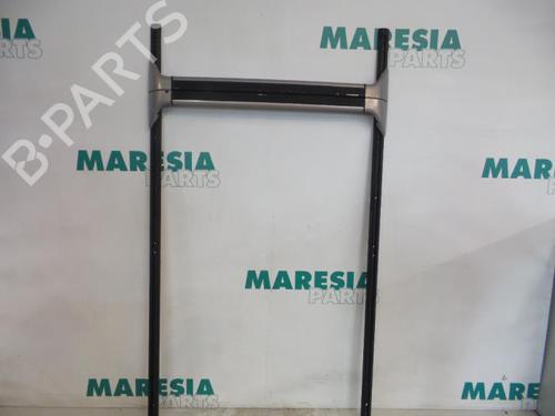 Used Support RENAULT ESPACE III (JE0_) 3.0 V6 24V (JE0G, JE0R) (190 hp) 31485066