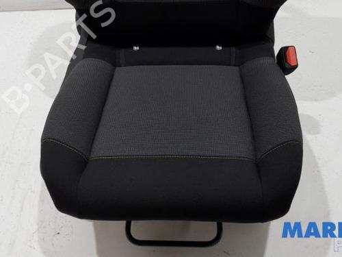 Right front seat CITROËN C3 III (SX) 1.2 VTi 82 | BP31496021C16