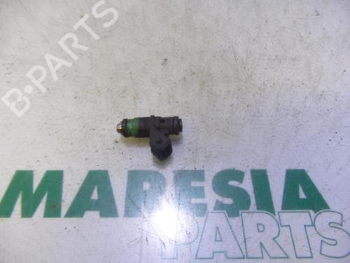 injector-renault-scenic-i-mpv-ja01_-fa0_-1999-2000-2001-2002-2003-2004-2005-2006-2007-2008-2009-2010-31432767 main image