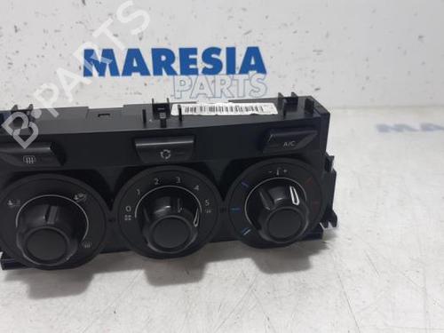Used Climate control CITROËN C3 II (SC_) 1.2 VTi 82 (82 hp) 31475703