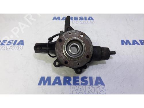 Used Left front steering knuckle CITROËN C4 Grand Picasso I (UA_) 2.0 HDi 138 (136 hp) 31464350