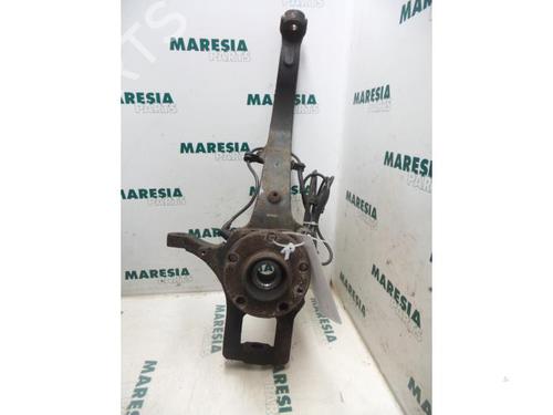 Used Right front steering knuckle ALFA ROMEO GT (937_) 1.9 JTD (937CXN1B) (150 hp) 31513654