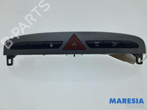 Used Switch PEUGEOT 308 SW I (4E_, 4H_) 1.6 16V (150 hp) 32484777