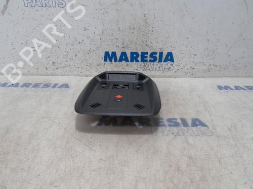 Plafonnier DS DS 3 / DS 3 CROSSBACK (UR_, UC_, UJ_) 1.2 PureTech 130 (URHNSS) (131 hp) 31458485