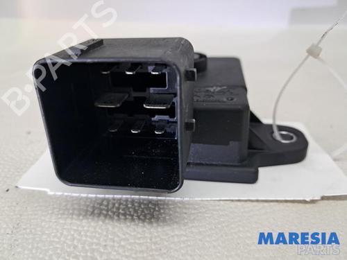 Sonda eletrónica PEUGEOT 308 SW II (LC_, LJ_, LR_, LX_, L4_) 1.2 THP 110 (110 hp) 31406736