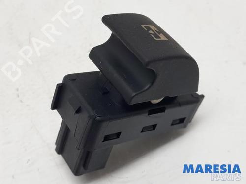 Switch PEUGEOT 5008 (0U_, 0E_) 1.6 16V | BP31467047I30