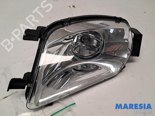 right-front-fog-light-peugeot-308-sw-i-4e_-4h_-2007-2008-2009-2010-2011-2012-2013-2014-31464840 main image