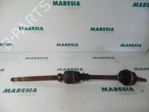 Used Right front driveshaft FIAT SCUDO Van (220_) 1.9 TD (90 hp) 31402767