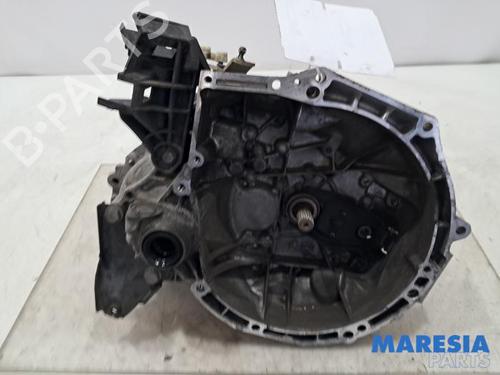 Used Gearbox PEUGEOT 208 I (CA_, CC_) 1.2 VTI 82 (82 hp) 31529786