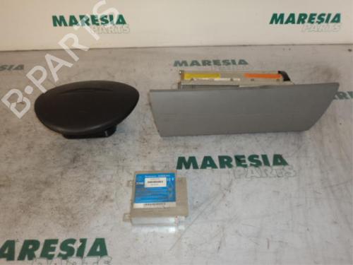 Used ECU airbags FIAT PUNTO (188_) 1.2 60 (188.030, .050, .130, .150, .230, .250) (60 hp) 31482537