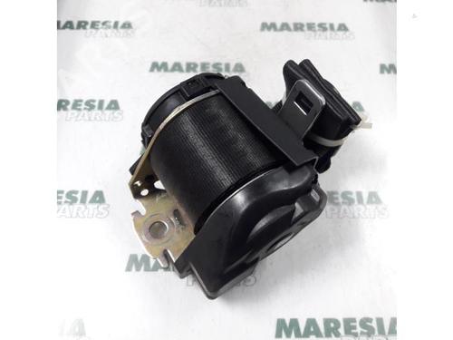 Used Rear right seatbelt FIAT PANDA (169_) 1.1 (169.AXA1A) (54 hp) 31490043